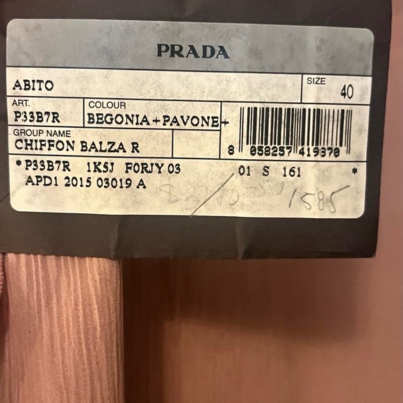 Prada - Picture 13 of 15